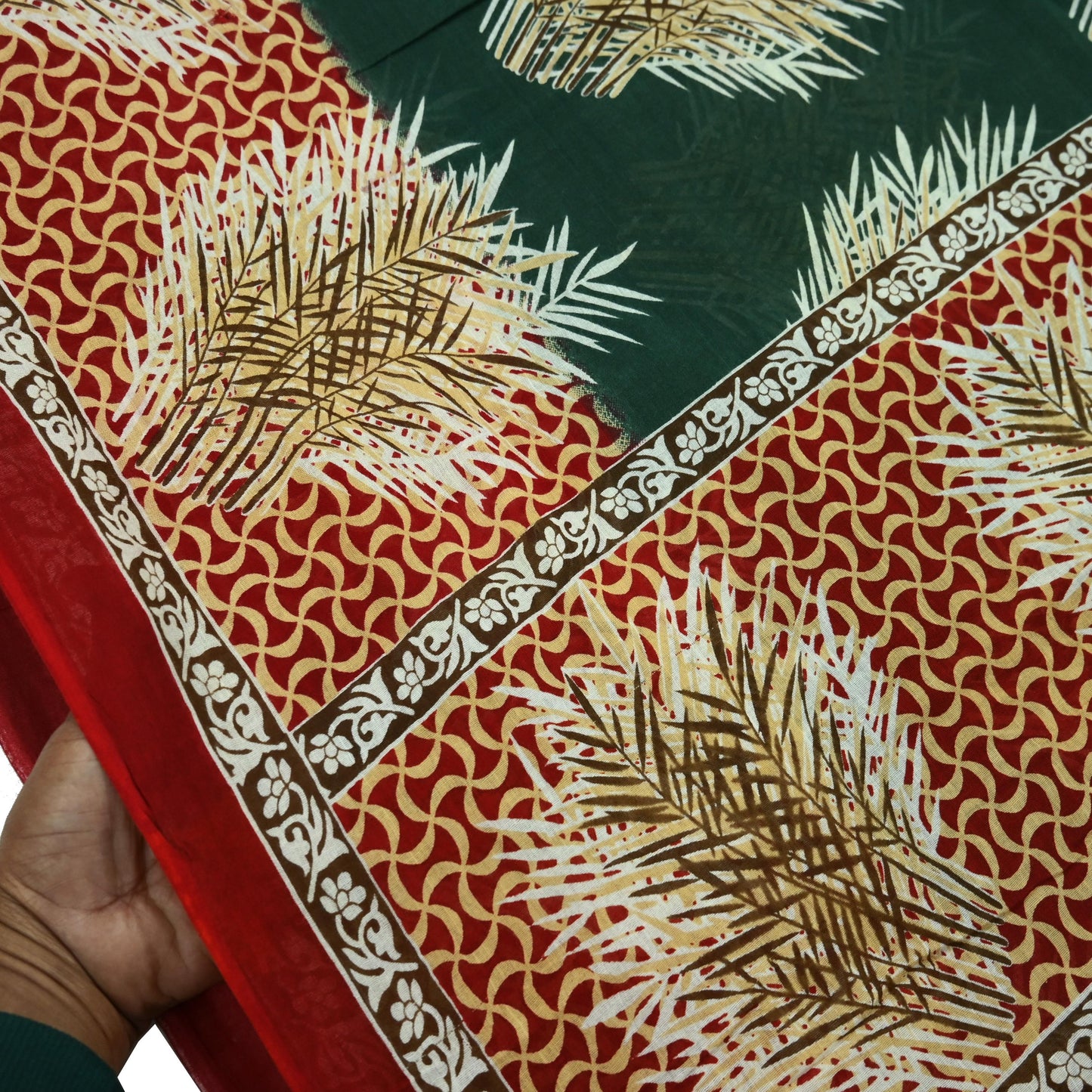 Indian Vintage Sari Green & Red Printed Pure Cotton Saree Craft Fabric 5Yd Sewing Sarong Wrap Boho Floral Crafting Upcycle Quilting Used
