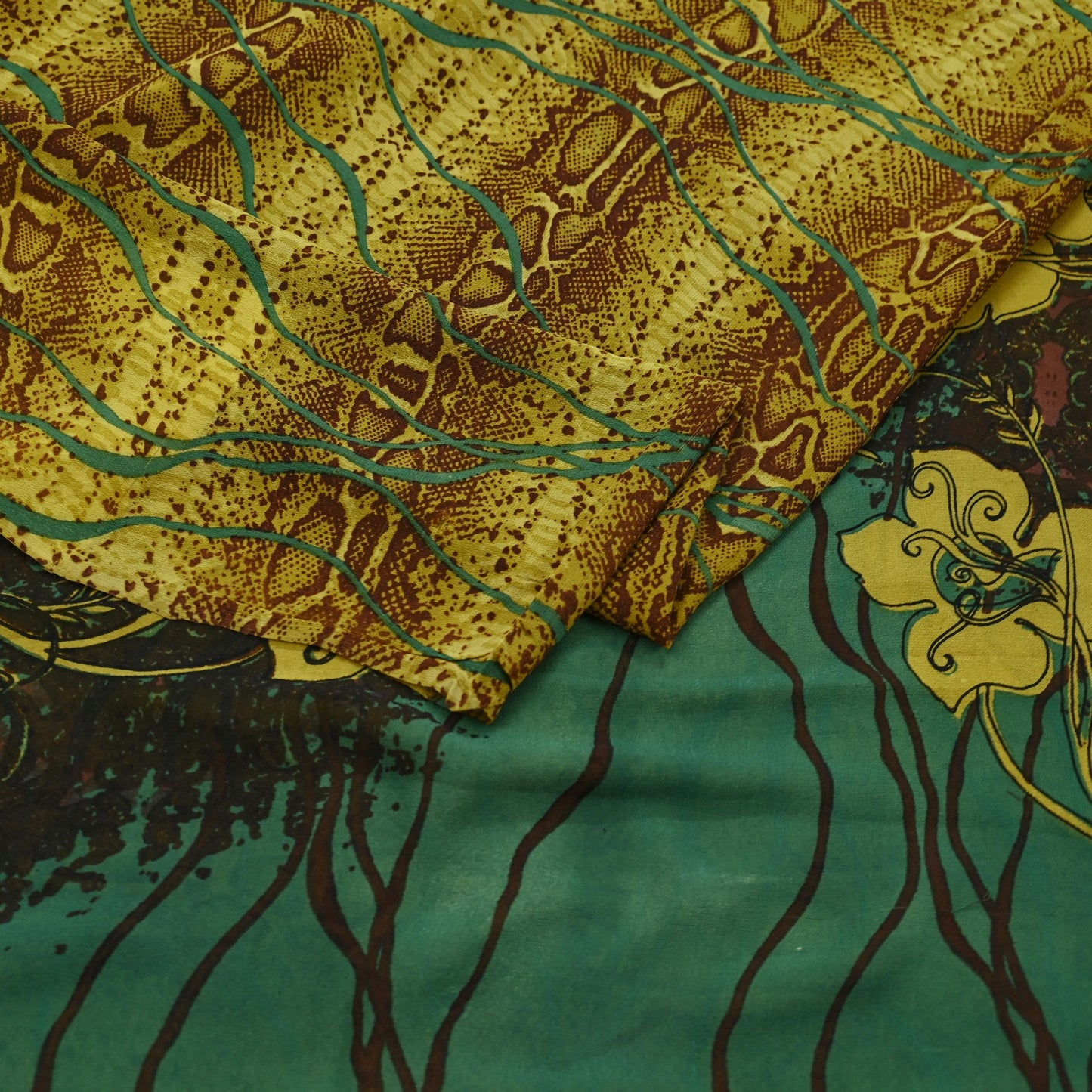 Women Vintage Sari Green Pure Georgette Silk Printed Saree Craft Fabric Sewing 5Yd Soft Light Dress Making Floral Quilting Crafting Upcycle