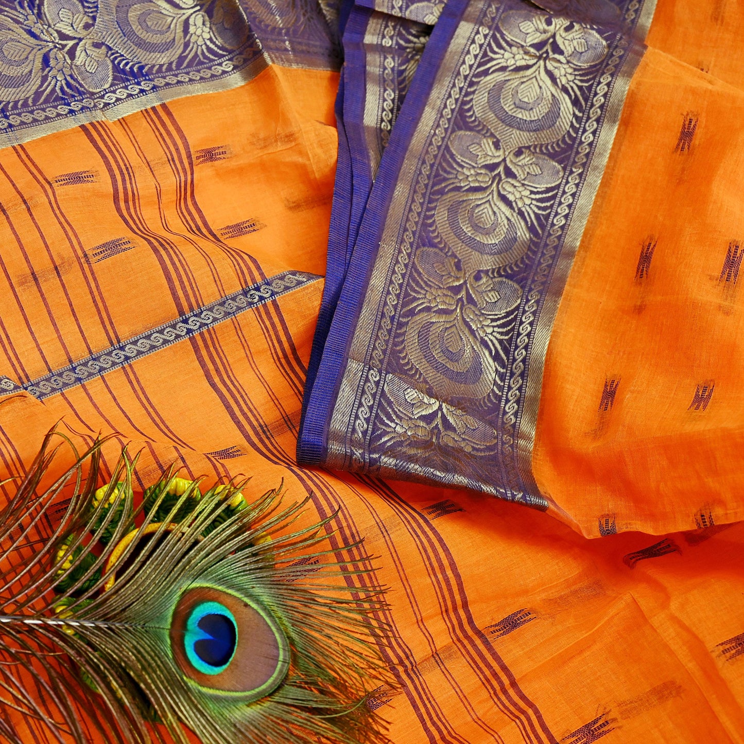 Indian Vintage Sari Orange Pure Cotton Hand Woven Saree Zari 5Yd Craft Fabric Floral Ethnic Sarong Dress making Crafting Quilting Zari
