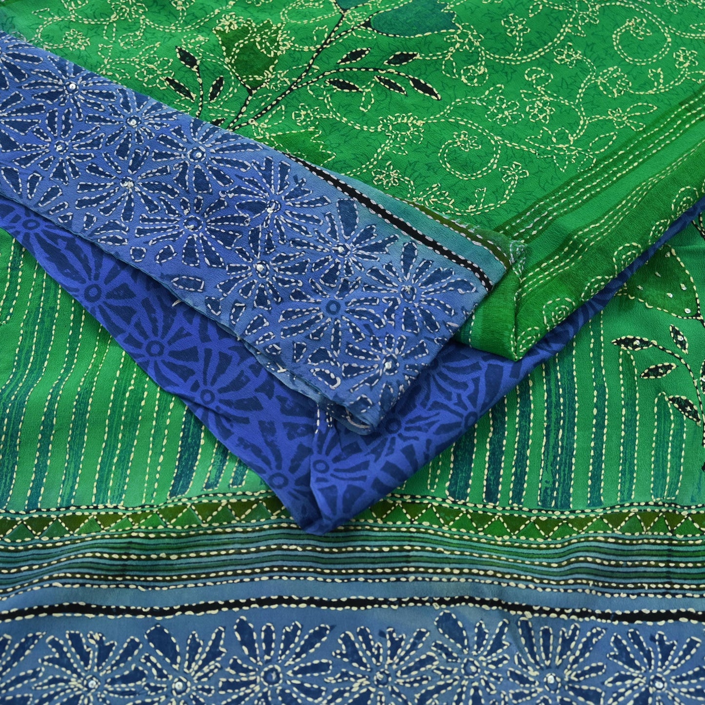Indian Vintage Sari Blue & Green Pure Crepe Silk Hand Embroidered Kantha Saree 5yd Craft Fabric Sewing Floral Soft Dress making Crafting