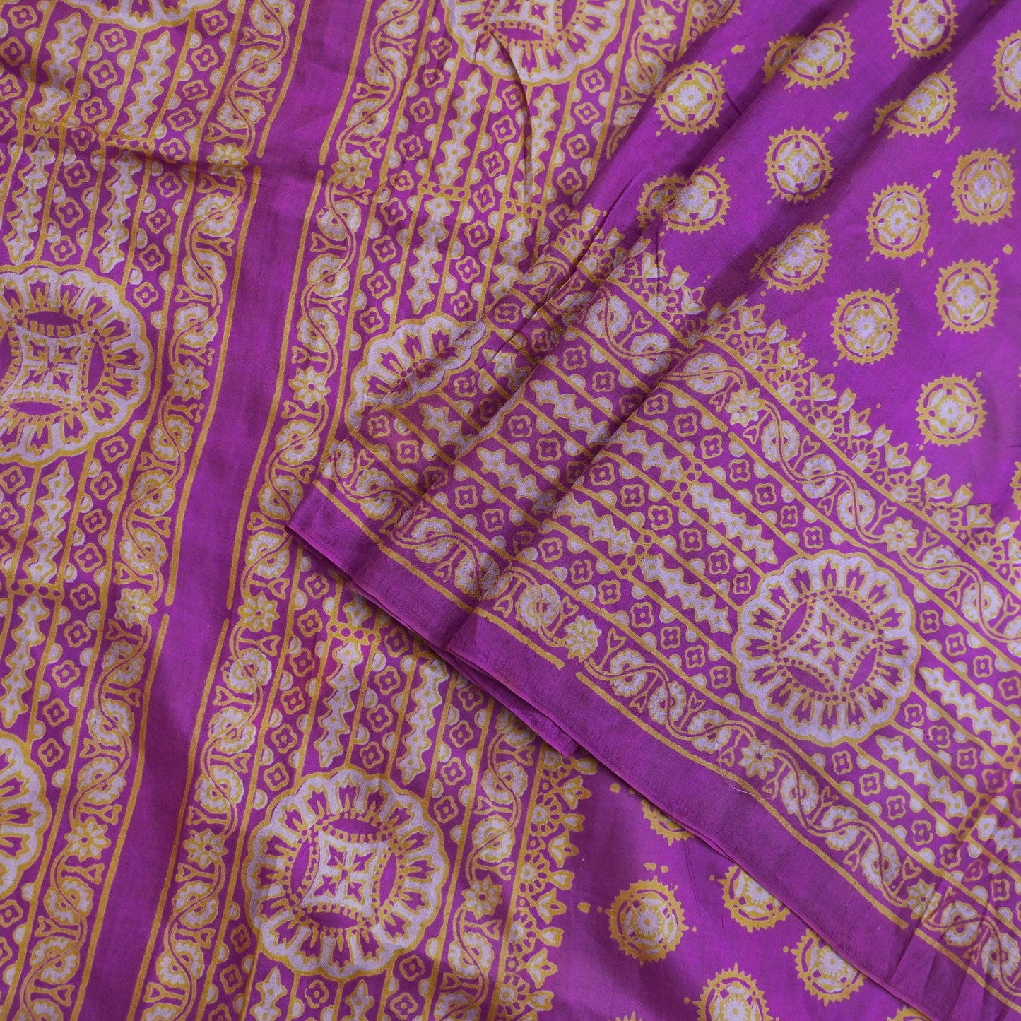Indian Vintage Sari Purple 100% Pure Silk Printed Saree Fabric 5yd Sewing Craft Fabric DressMaking Soft Wrap Quilting Crafting Upcycle