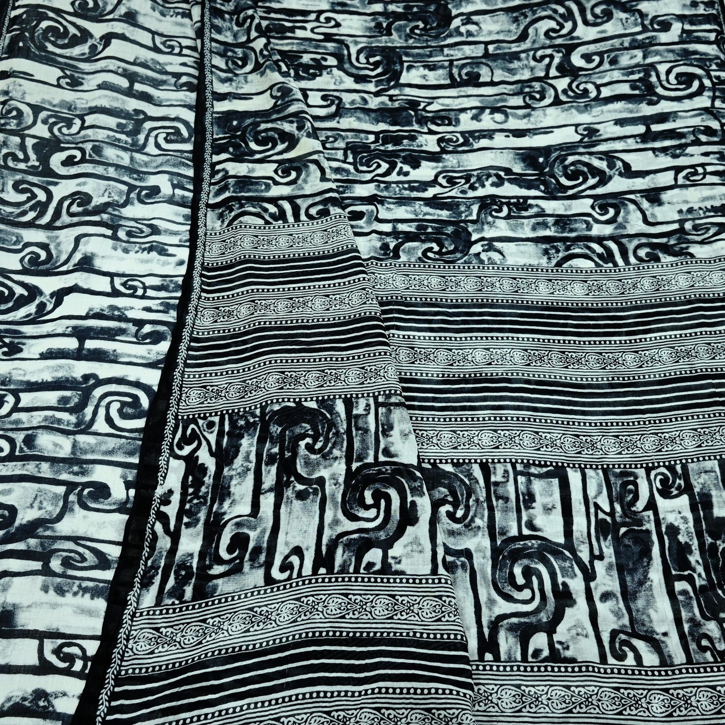 Indian Vintage Sari Black & White Printed Pure Cotton Sarees Craft Fabric 5Yd Sewing Soft Sarong Wrap Boho Paisley Quilting Crafting