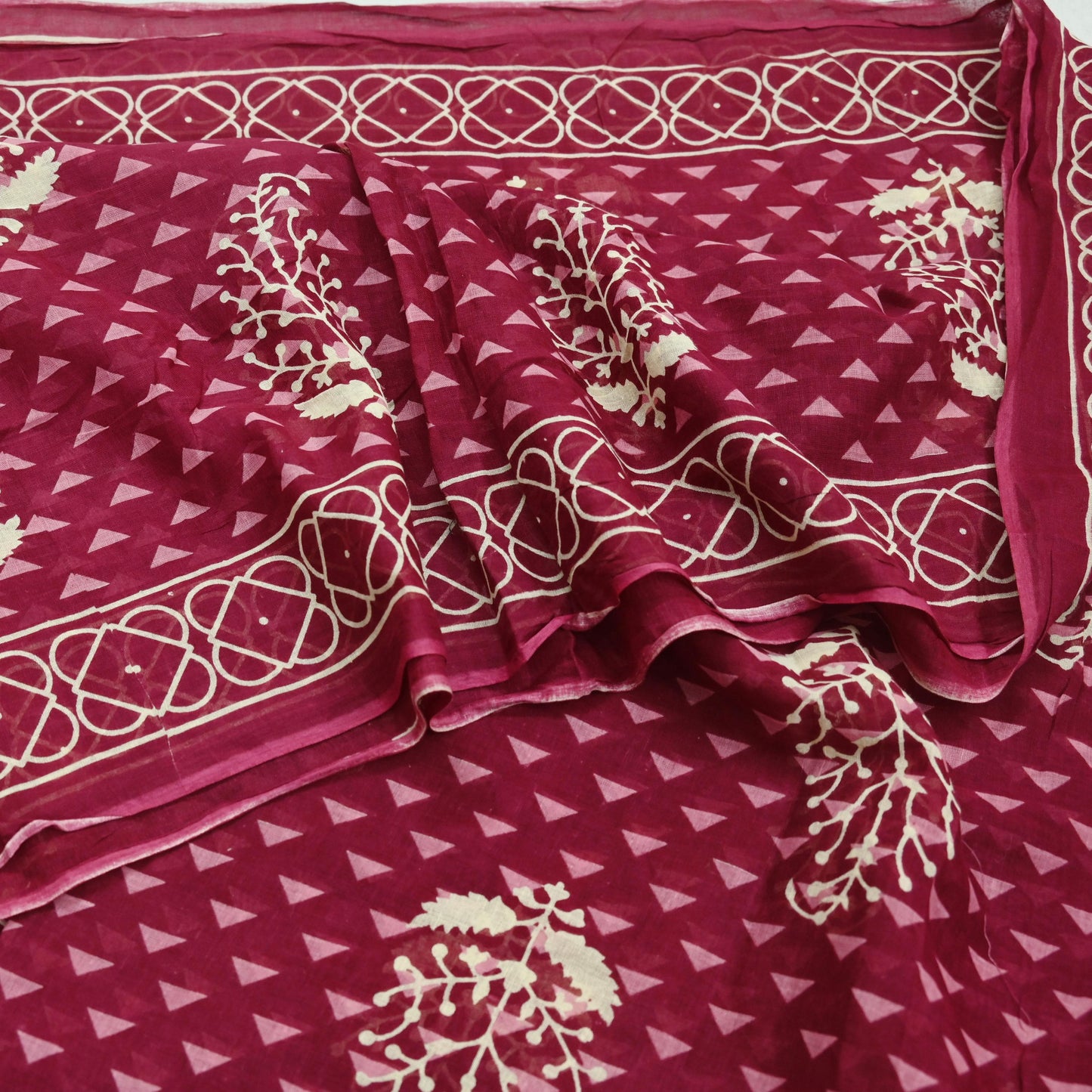 Indian Vintage Sari Ivory & Maroon Printed Pure Cotton Saree Fabric Soft Floral 5Yd Sarong Wrap Boho Fabric Kimono Soft