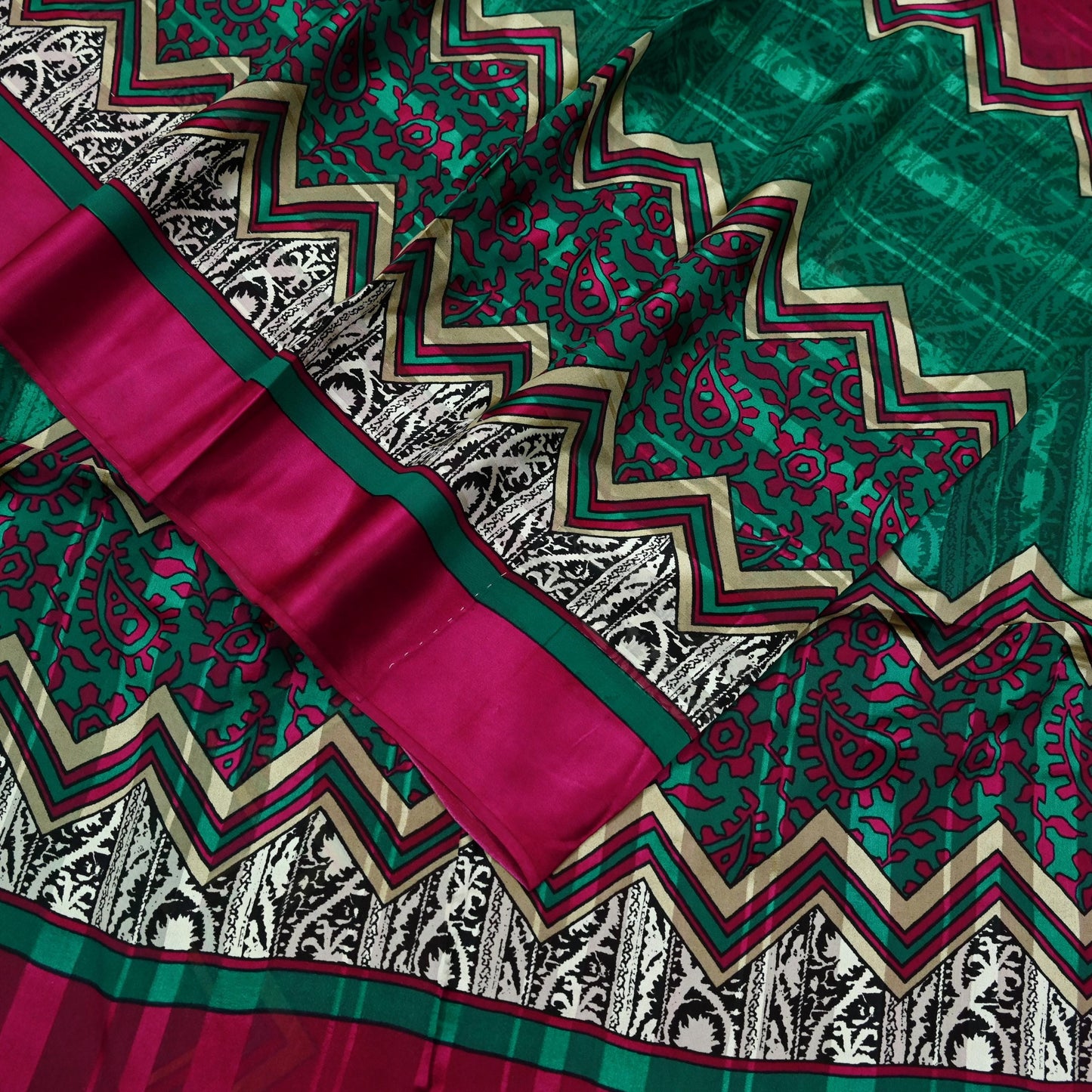 Indian Vintage Sari Green & Pink Pure Georgette Silk Printed Saree Craft Fabric Sewing 6Yd Soft Light Dress Making Floral