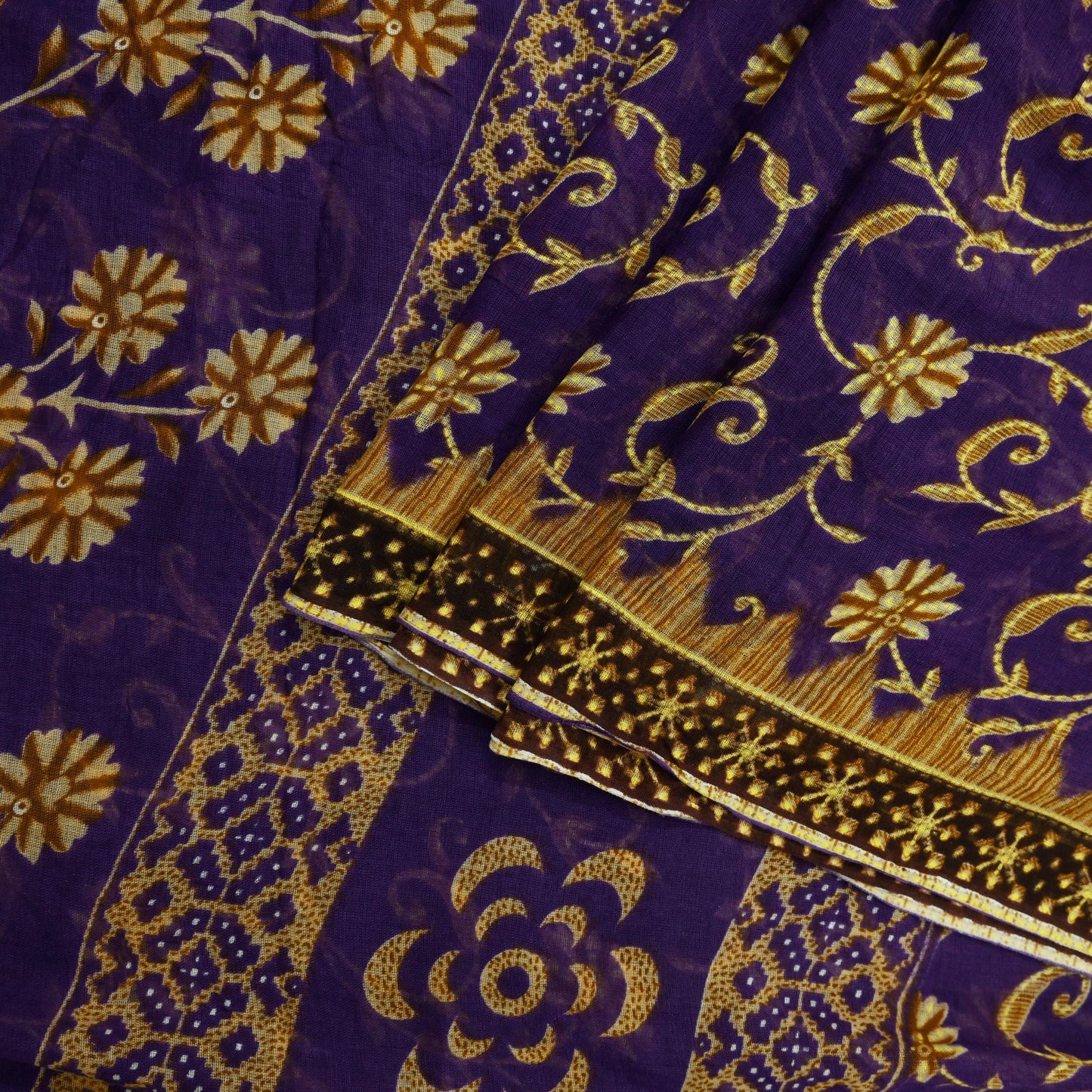 Indian Vintage Purple Saree Printed Pure Cotton Sari Craft Fabric 5Yd Soft Sewing Sarong Wrap Boho Floral Dress making Crafting Used