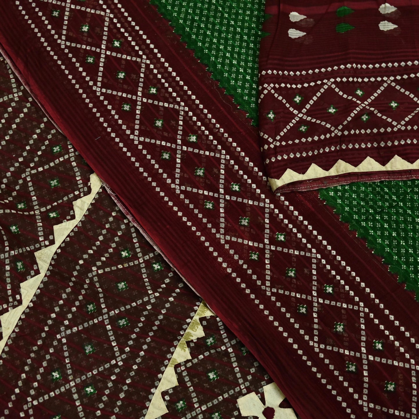 Indian Vintage Green & Maroon Saree Printed Pure Cotton Sari Craft Fabric 5Yd Soft Sewing Sarong Wrap Boho Floral Dress making Crafting