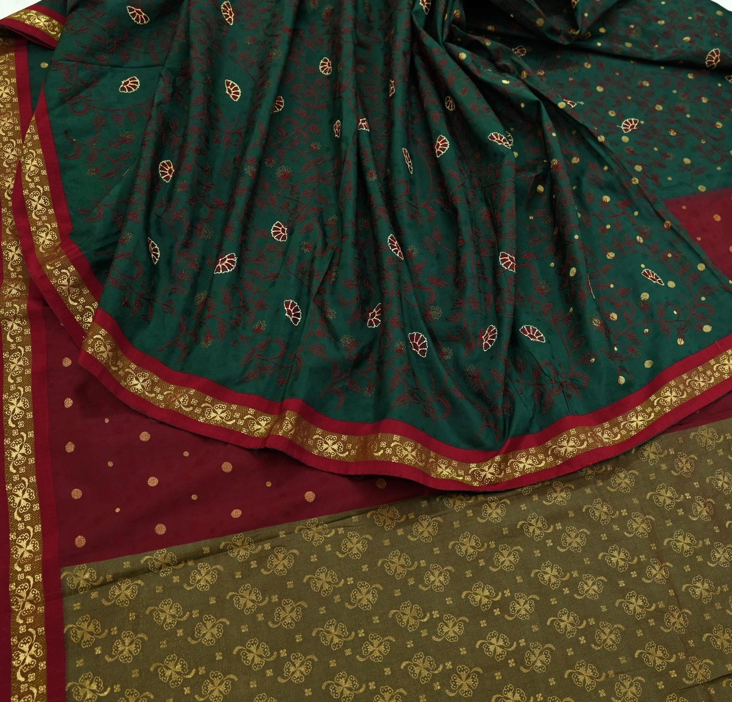 Indian Vintage Heavy Green & maroon Kanjivaram Saree 100% Pure Silk Sari Metallic Golden Zari 5Yd Floral Crafting Dress making