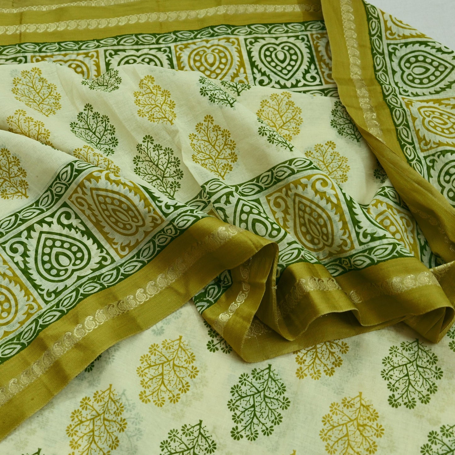 Indian Vintage Sari Ivory Printed Blend Cotton Saree Craft Fabric 5Yd Sewing Sarong Wrap Boho Floral Dress making Crafting