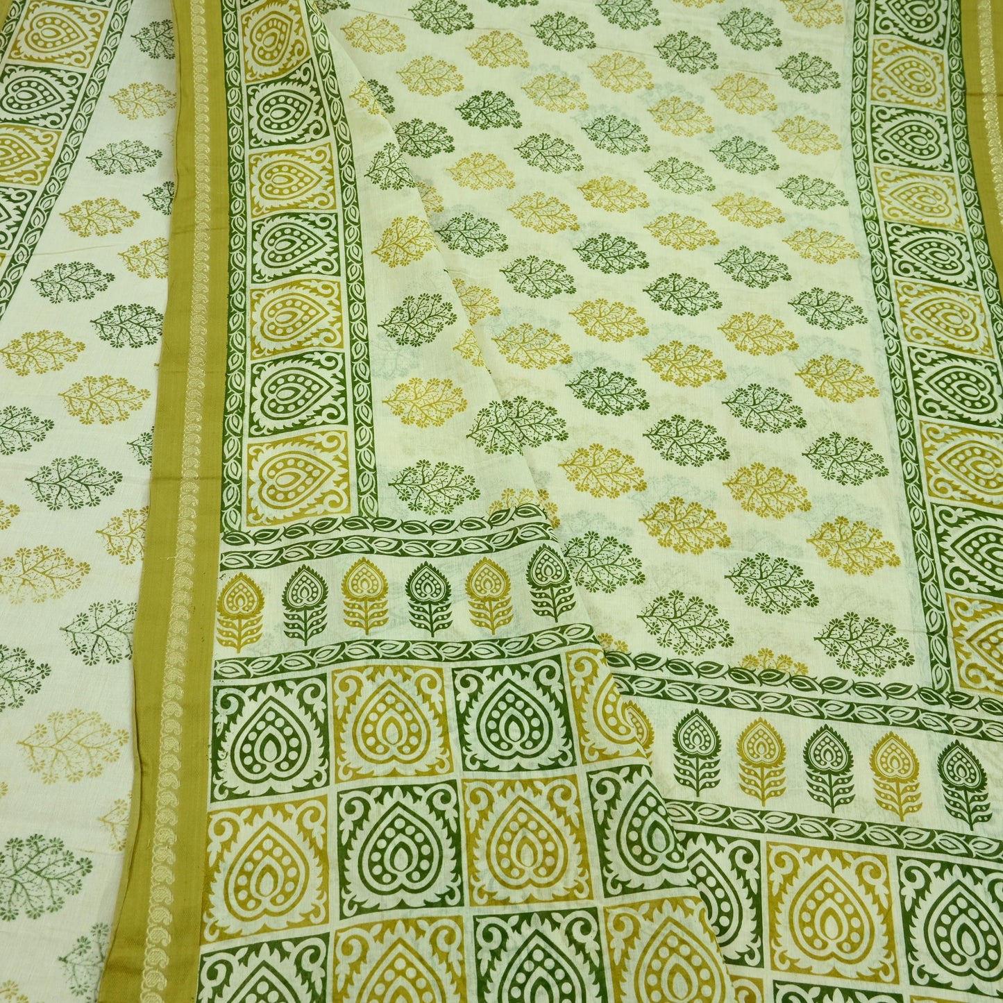Indian Vintage Sari Ivory Printed Blend Cotton Saree Craft Fabric 5Yd Sewing Sarong Wrap Boho Floral Dress making Crafting