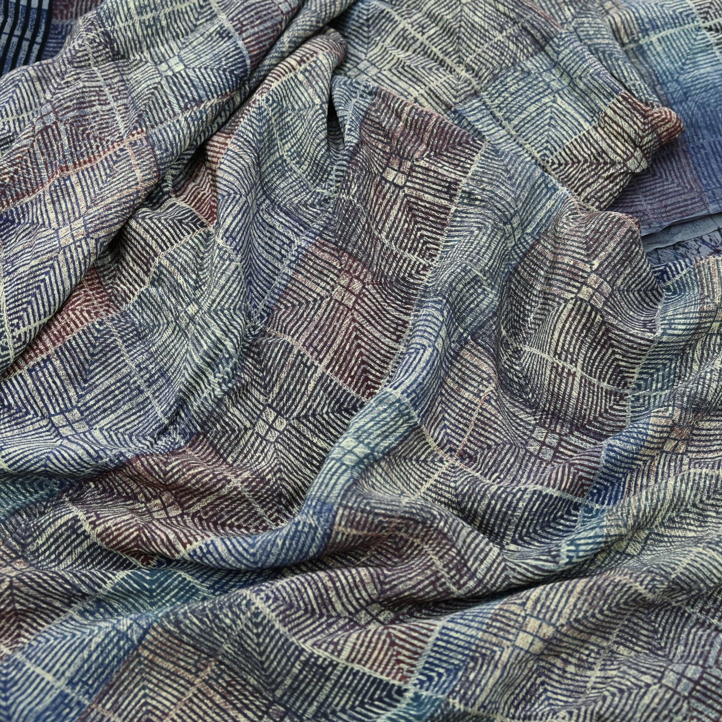 Indian Vintage Gray & Ivory Saree Pure Crepe Silk Printed Sari Craft Fabric 5yd Sewing Soft Wrap Dress making Crafting Quilting
