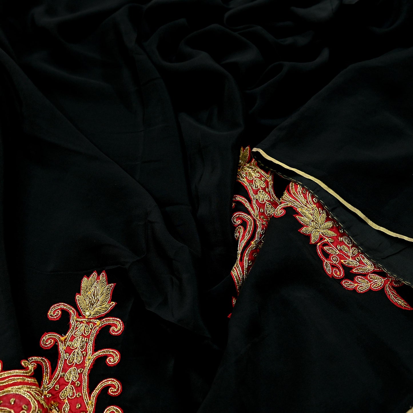 Indian Vintage Sari Black Pure Crepe Silk Pre-owned Hand Embroidered Ritu Kumar Designer Sarees Fabric 5Yd Soft Ethnic Bollywood Party sari