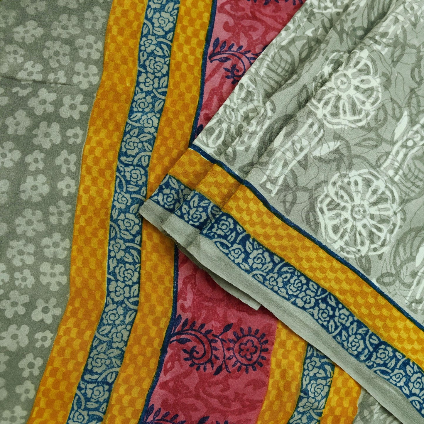 Indian Vintage Sari Gray Pure Crepe Silk Printed Sarees 5yd Sewing Soft Craft Fabric Wrap Upcycle Quilting Crafting Dress making
