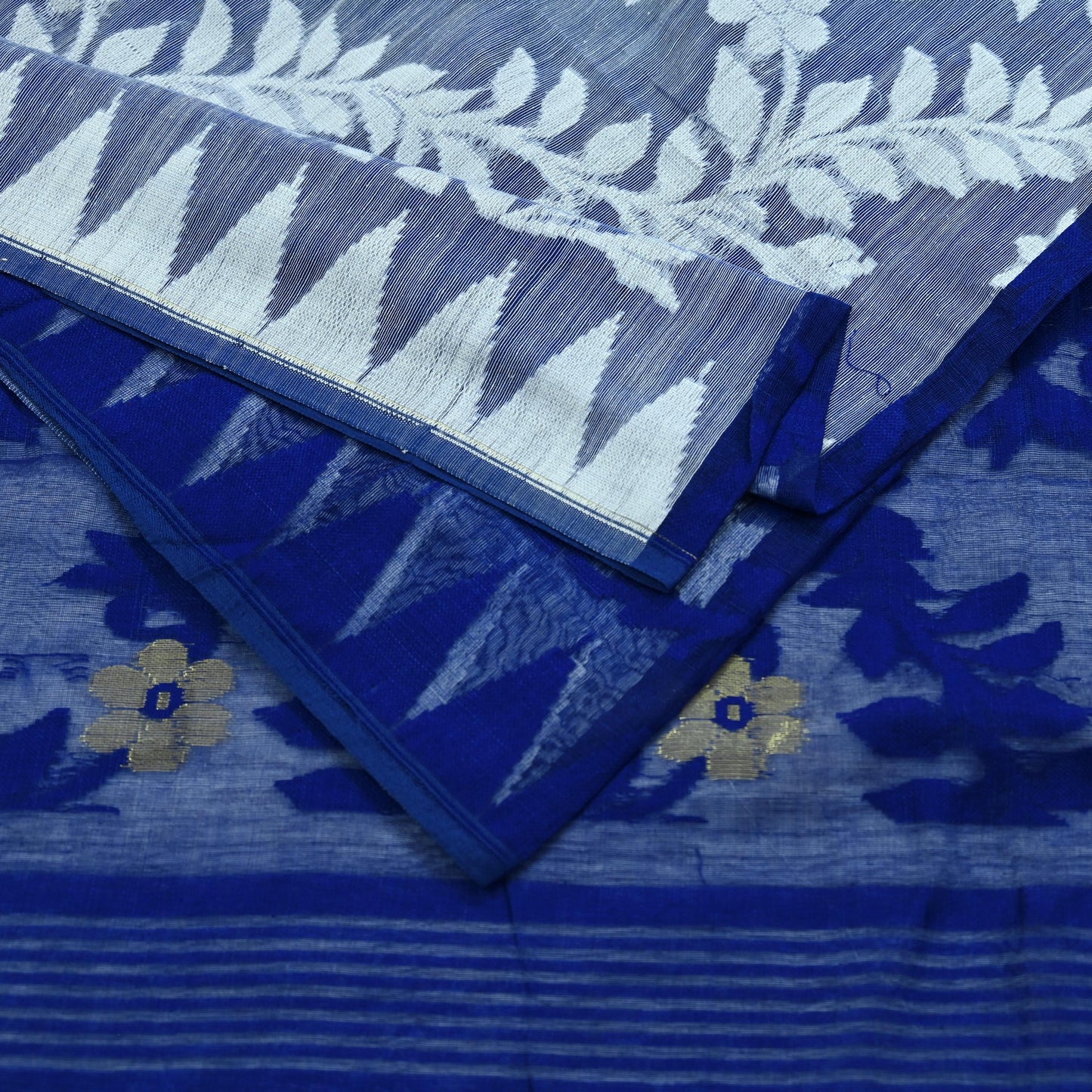 Indian Vintage Sarees White & Blue Cotton Hand Woven Jamdani Sari 5yd Ethnic Floral Craft Fabric Dress making Upcycle Crafting Quilting Zari