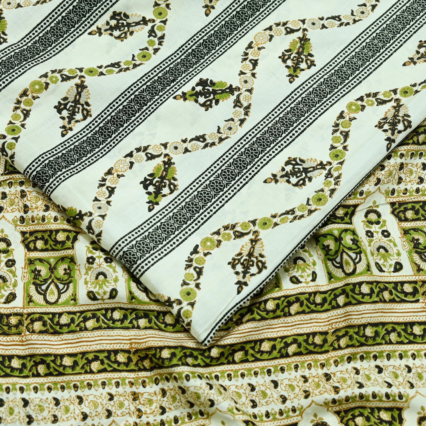 Indian Vintage Sari Ivory & Black Printed Pure Silk Sarees 5yd Sewing Craft Fabric DressMaking Soft Wrap Upcycle Quilting Crafting Used