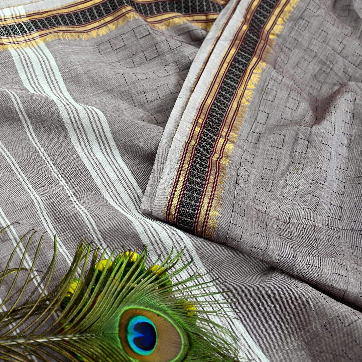 Indian Vintage Sari Pure Cotton Hand Woven Sarees Craft Fabric 5yd Ethnic Floral Crafting Upcycle Quilting Dress Making Quilting