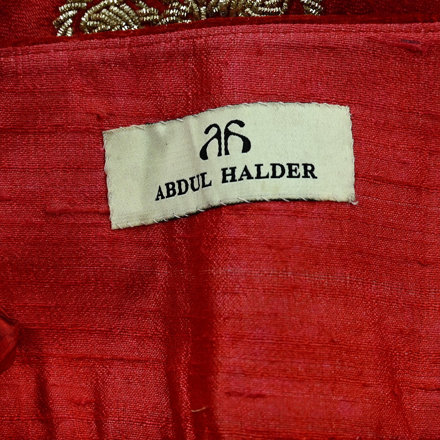 Indian Pre-owned Red Heavy Wedding Pure chhanderi Silk Hand Embroidered Unstitched Lehenga/Skirt Designer By Abdul Halder Bridal Wear