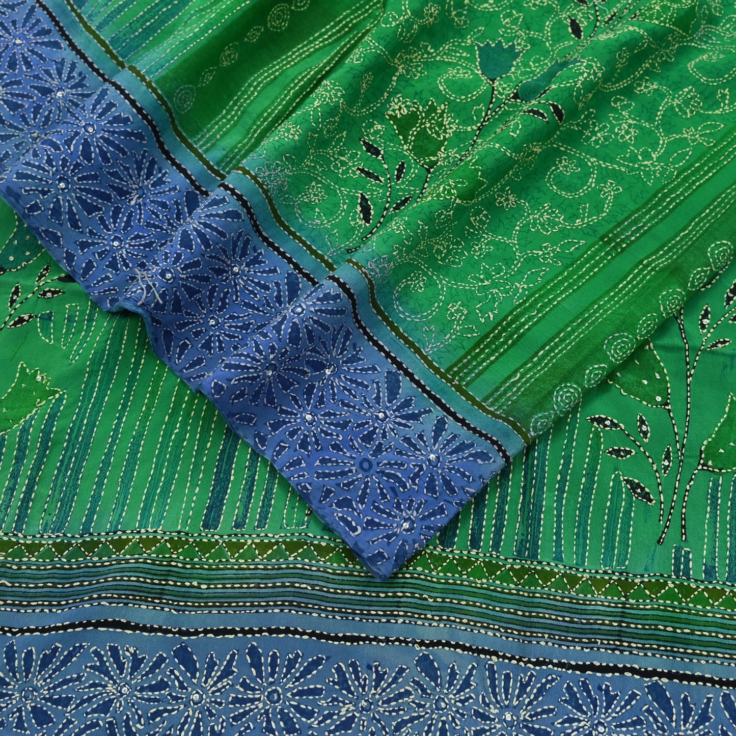 Indian Vintage Sari Blue & Green Pure Crepe Silk Hand Embroidered Kantha Saree 5yd Craft Fabric Sewing Floral Soft Dress making Crafting