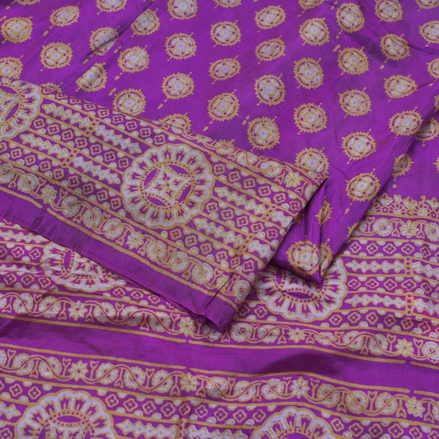 Indian Vintage Sari Purple 100% Pure Silk Printed Saree Fabric 5yd Sewing Craft Fabric DressMaking Soft Wrap Quilting Crafting Upcycle