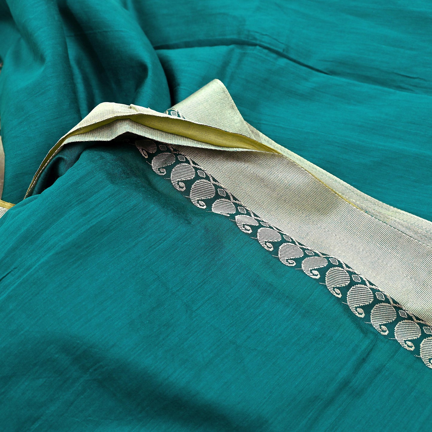 Indian Vintage Green Saree Artificial Silk Embroidered Sari Craft Fabric 5Yd Sewing Stripes Dress making Crafting Quilting Upcycle Fringes