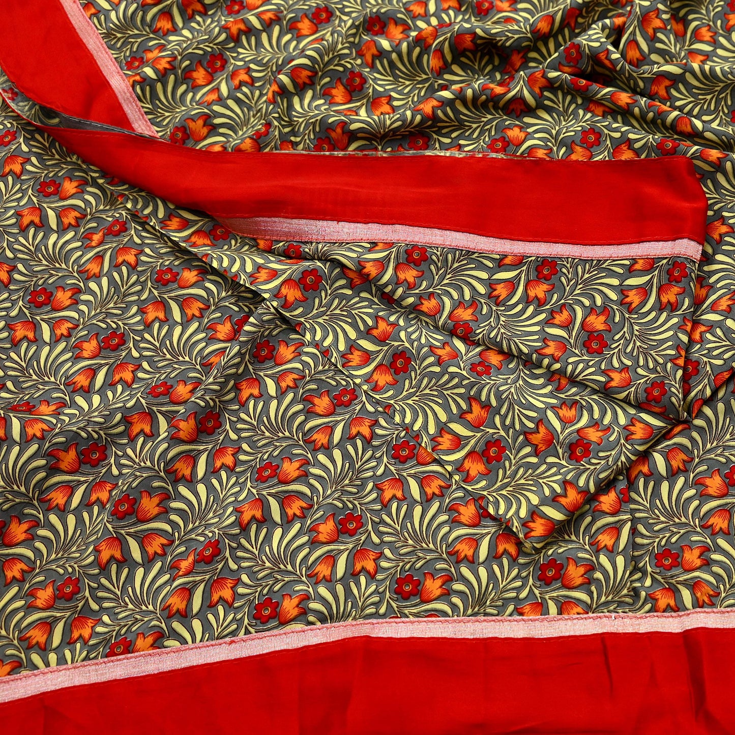 Indian Vintage Gray Sarees Moss Crepe Printed Sari 5yd Sewing Floral Soft Craft Fabric DressMaking For Crafting Quilting Upcycle