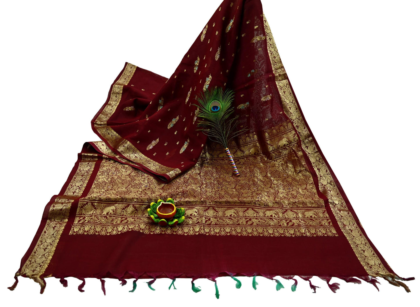 Indian Vintage Heavy Sari Maroon Kanjivaram Sarees 100% Pure Silk Zari 5Yd Floral Crafting Dress making For Crafting Quilting Upcycle