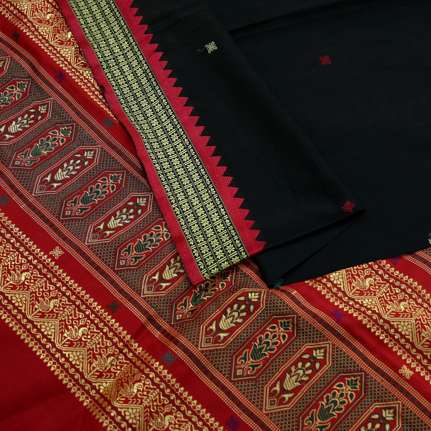 Indian Vintage Sari Black & Red Artificial Silk Hand Woven Saree Fabric 5yd Sewing Craft Dress Making Soft Floral Ethnic