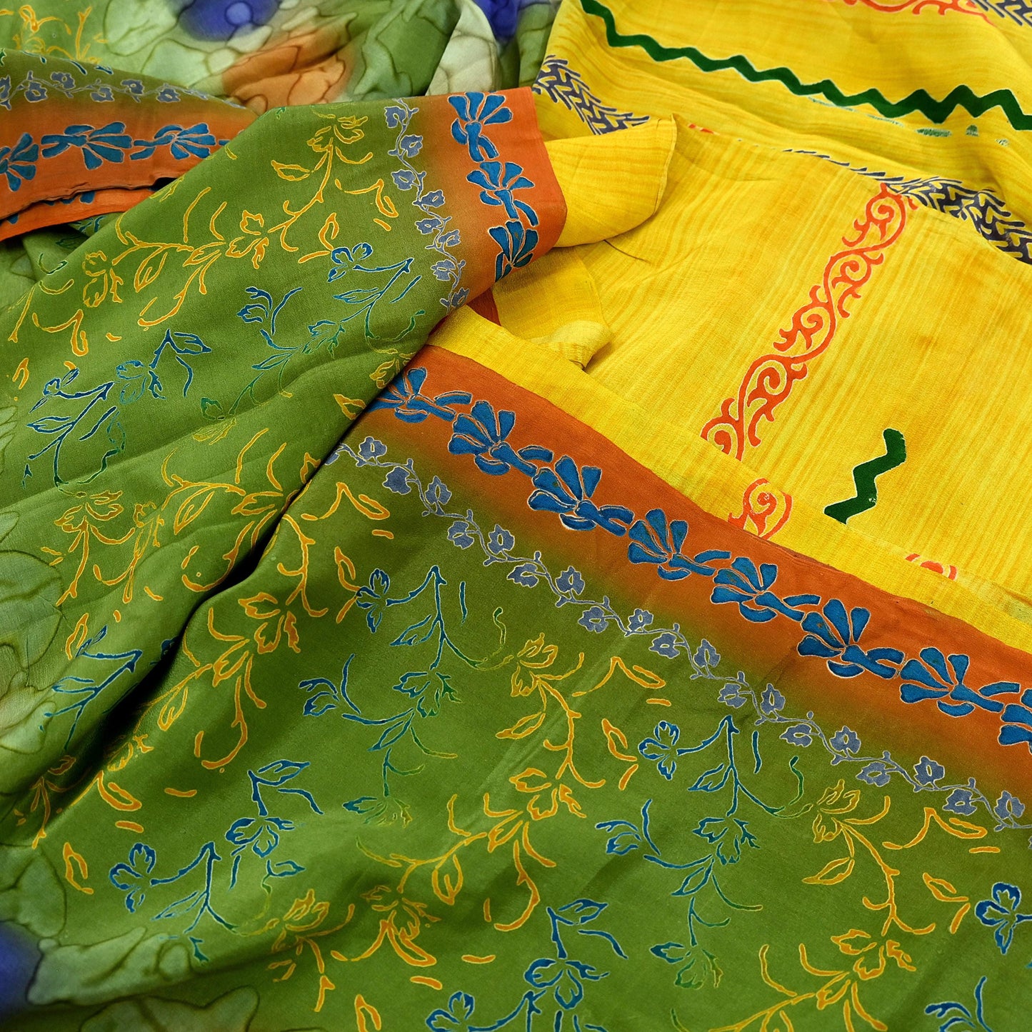 Indian Vintage Sari Yellow &Green Pure Crepe Silk Printed Sarees 5yd Sewing Floral Soft Craft Fabric Wrap Dress making Crafting Quilting