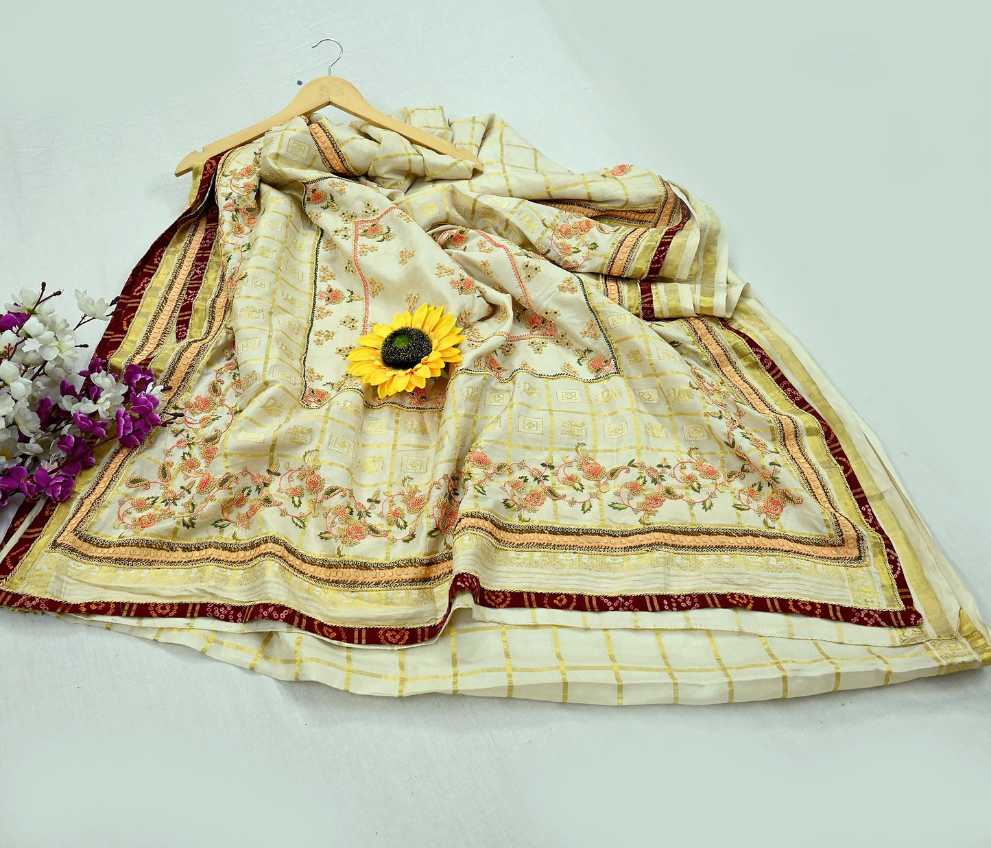 Indian Pre-owned Sari Cream Pure Silk Hand Embroidered Anamika Khanna Designer Sarees Ethnic 6Yd Zardozi/Dabka Zari Wedding Sarees