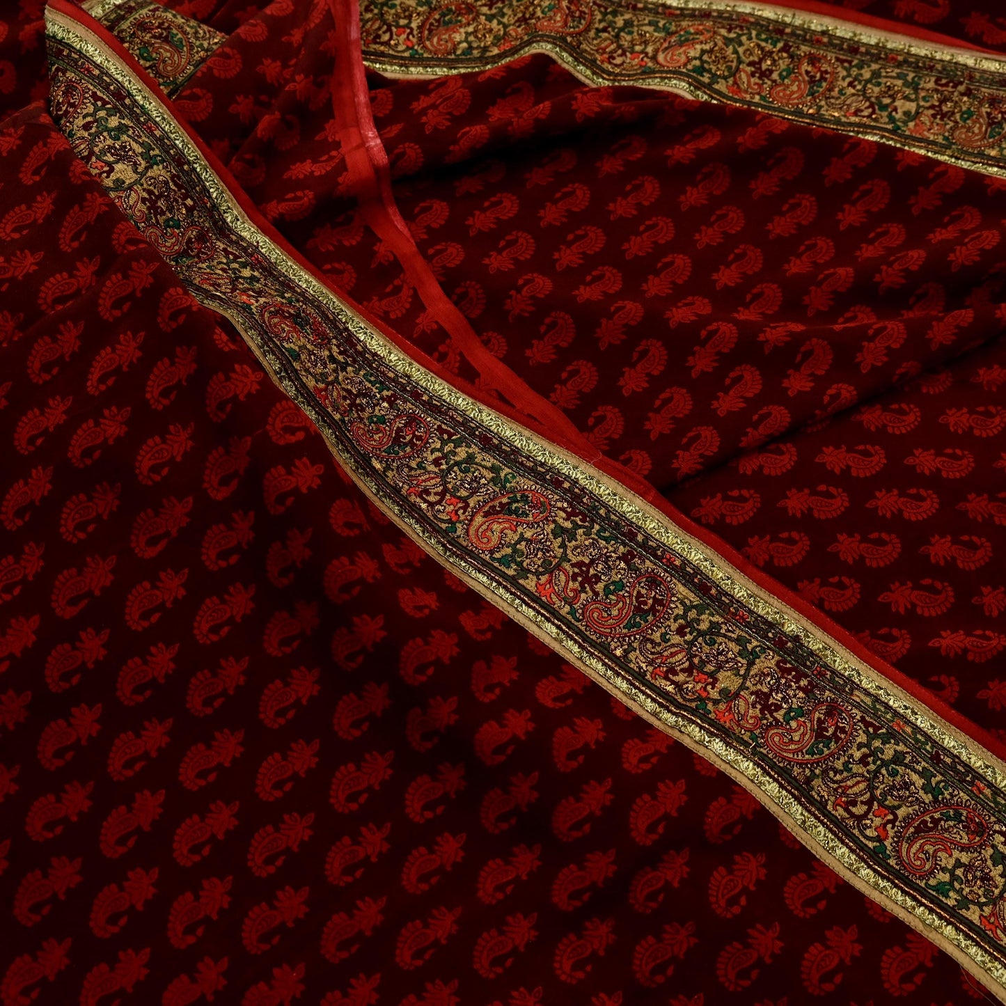 Indian Vintage Maroon Saree Pure Crepe Silk Printed Sari Craft Fabric 5yd Sewing Floral Soft Wrap Dress Making Crafting Quilting Upcycle
