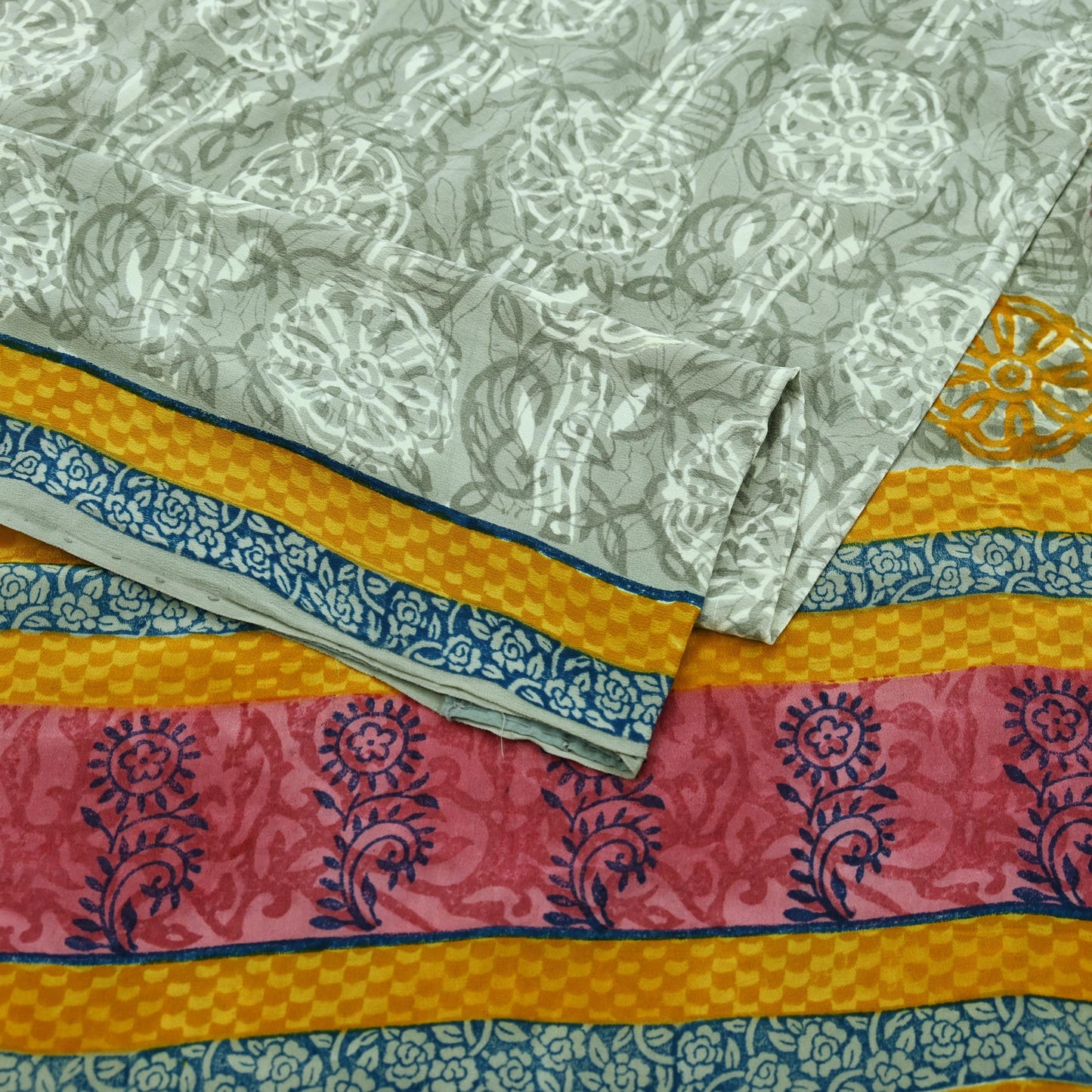 Indian Vintage Sari Gray Pure Crepe Silk Printed Sarees 5yd Sewing Soft Craft Fabric Wrap Upcycle Quilting Crafting Dress making