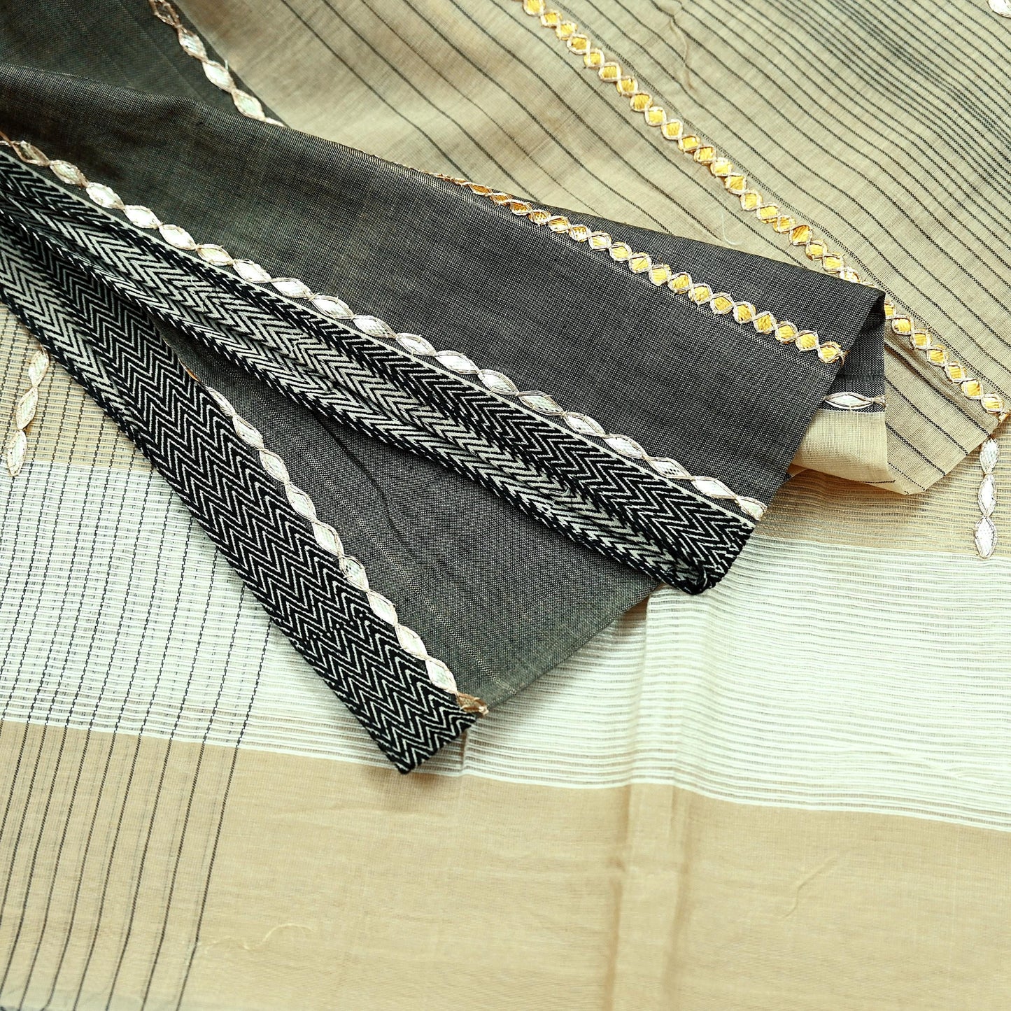 Indian Vintage Dupatta Ivory Long Stole Pure Silk Hand Embroidered Woven Fabric Scarves Veil Scarf Wrap Soft Hijab Party wear veil