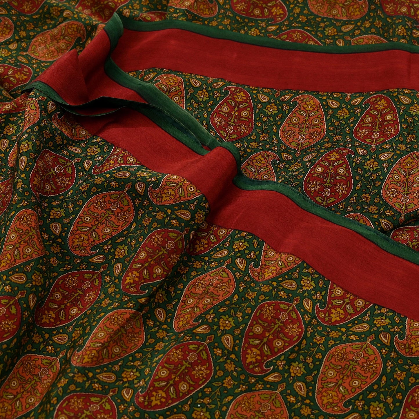 Indian Vintage Sari Green Pure Crepe Silk Printed Sarees 5yd Sewing Soft Craft Fabric Wrap Upcycle Quilting Crafting Dress making paisley
