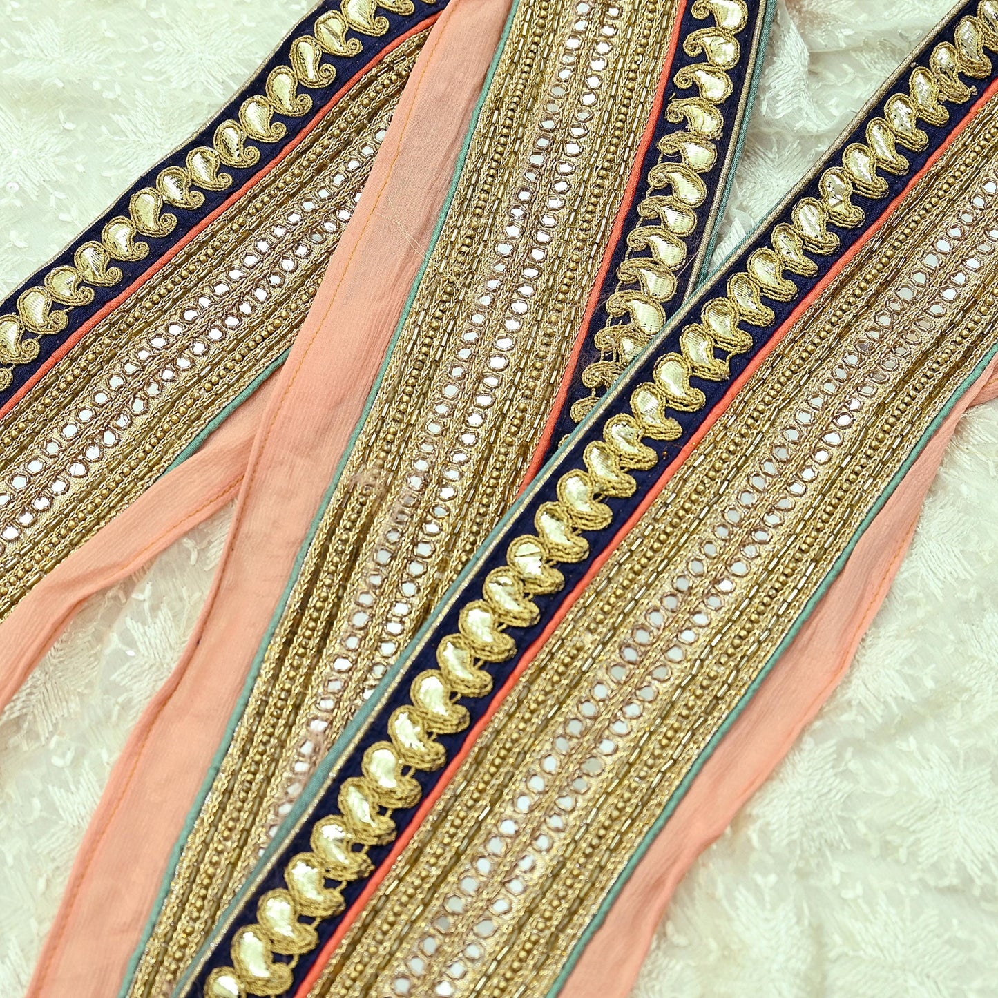 Indian Vintage Sari Border Hand Embroidered Craft Trim 1Yd Lace Sewing Sari Ribbon Pure silk Zardozi/Dabka Zari