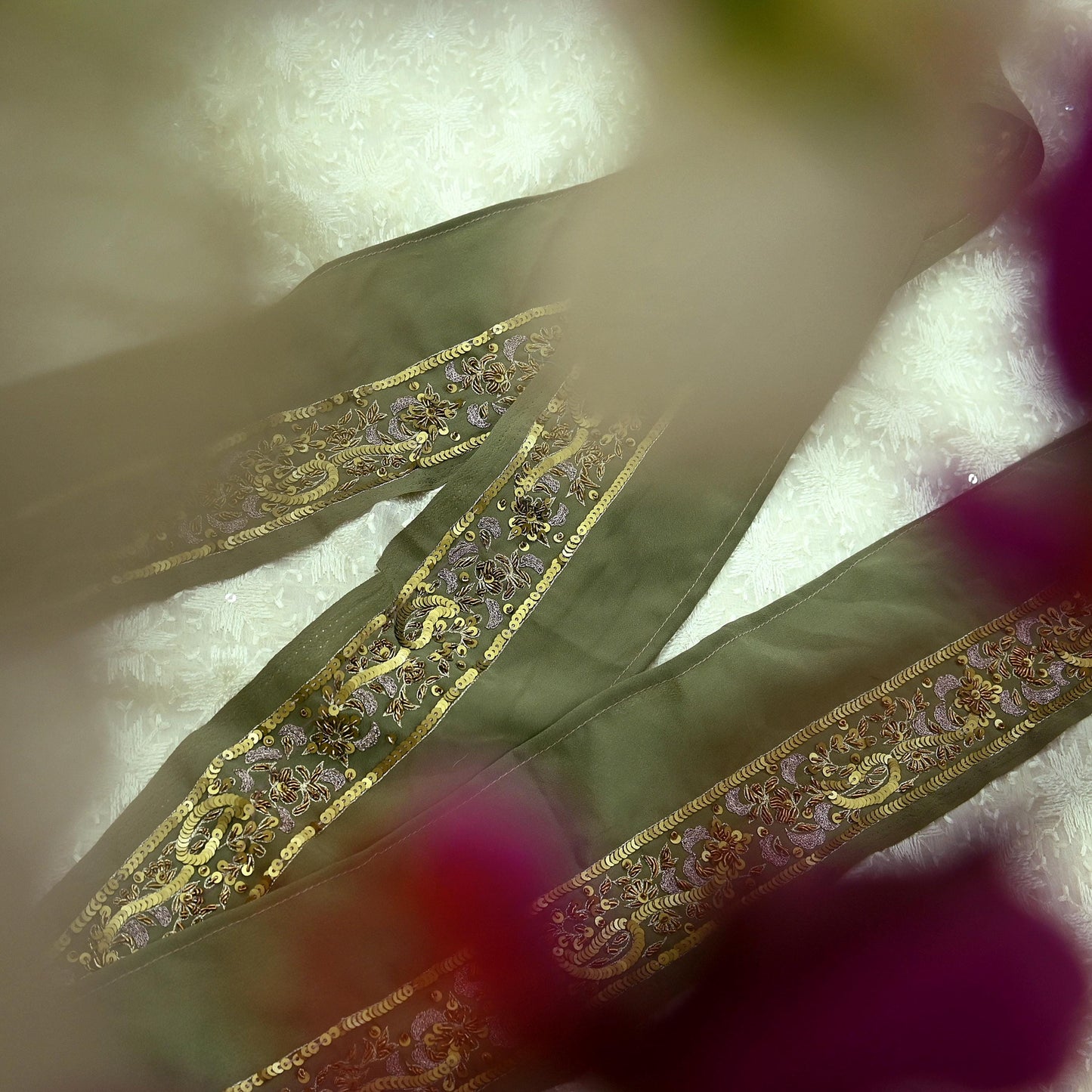 Indian Vintage Green Sari Border Hand Embroidered 1yd Craft Trim Lace Sewing Sari Ribbon Pure Crepe silk Zardozi/Dabka Zari