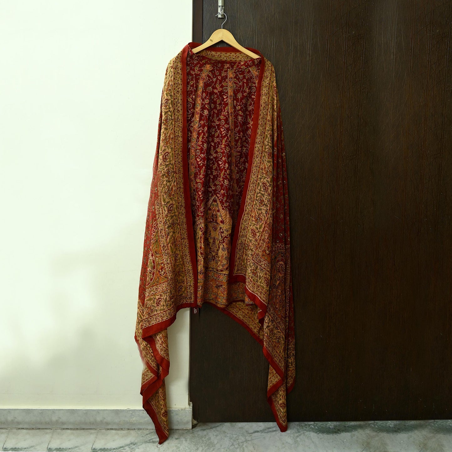 Indian Pre-owned Pure Silk Hand Embroidered Ritu Kumar Designer Lehenga And Dupatta Set Ethnic Bollywood Party Wear