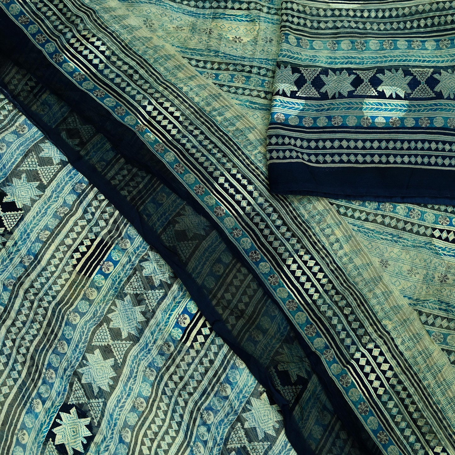 Indian Vintage Sari Ivory & Blue Pure Chiffon Silk Printed Sarees 6Yd Craft Fabric Sewing Soft Dress Making Upcycle Quilting