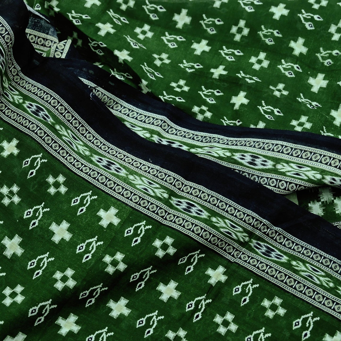 Indian Vintage Green Saree Printed Pure Cotton Sari Craft Fabric 5Yd Soft Sewing Sarong Wrap Boho Floral Upcycle Quilting For Crafting