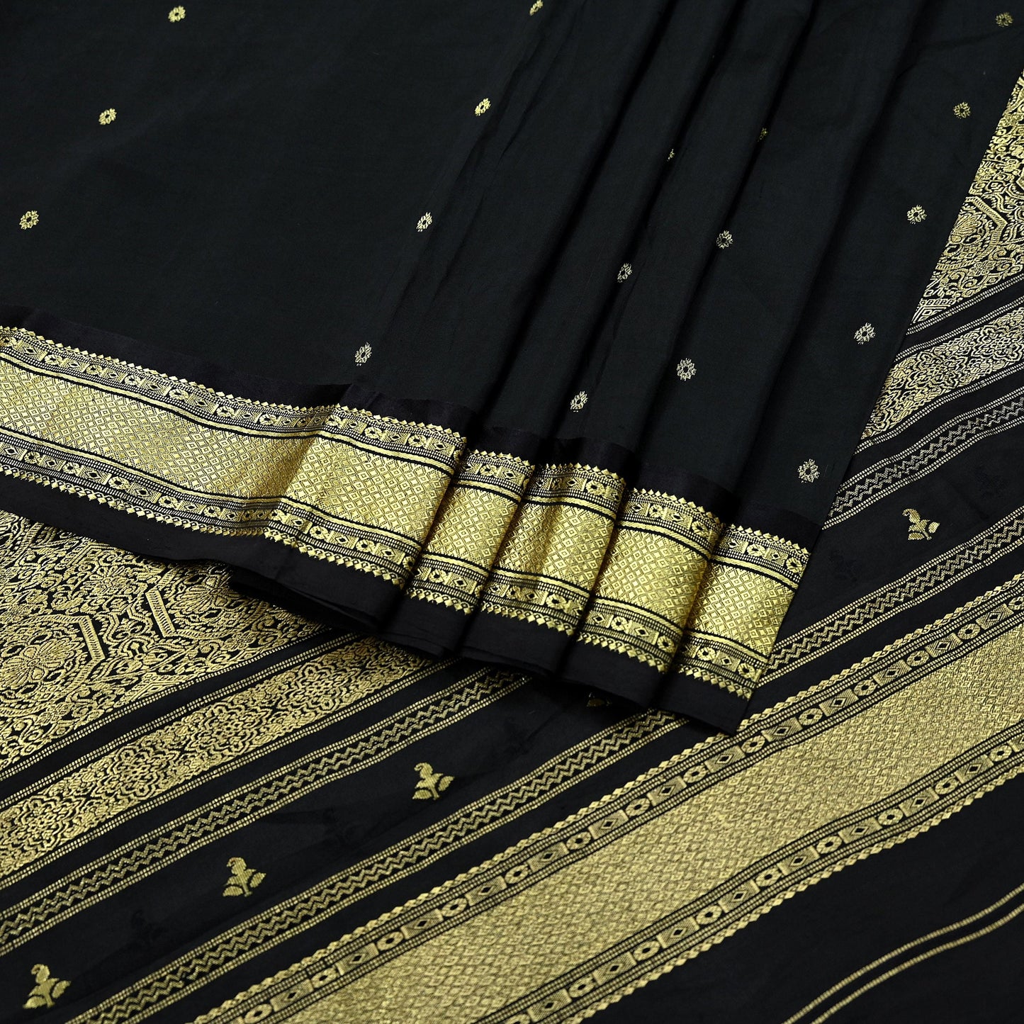 Indian Vintage Heavy Sarees Black 100% Pure Silk Hand Woven Kanjivaram Sari Craft Fabric 5Yd Ethnic Zari Fringes Dress Making Quilting