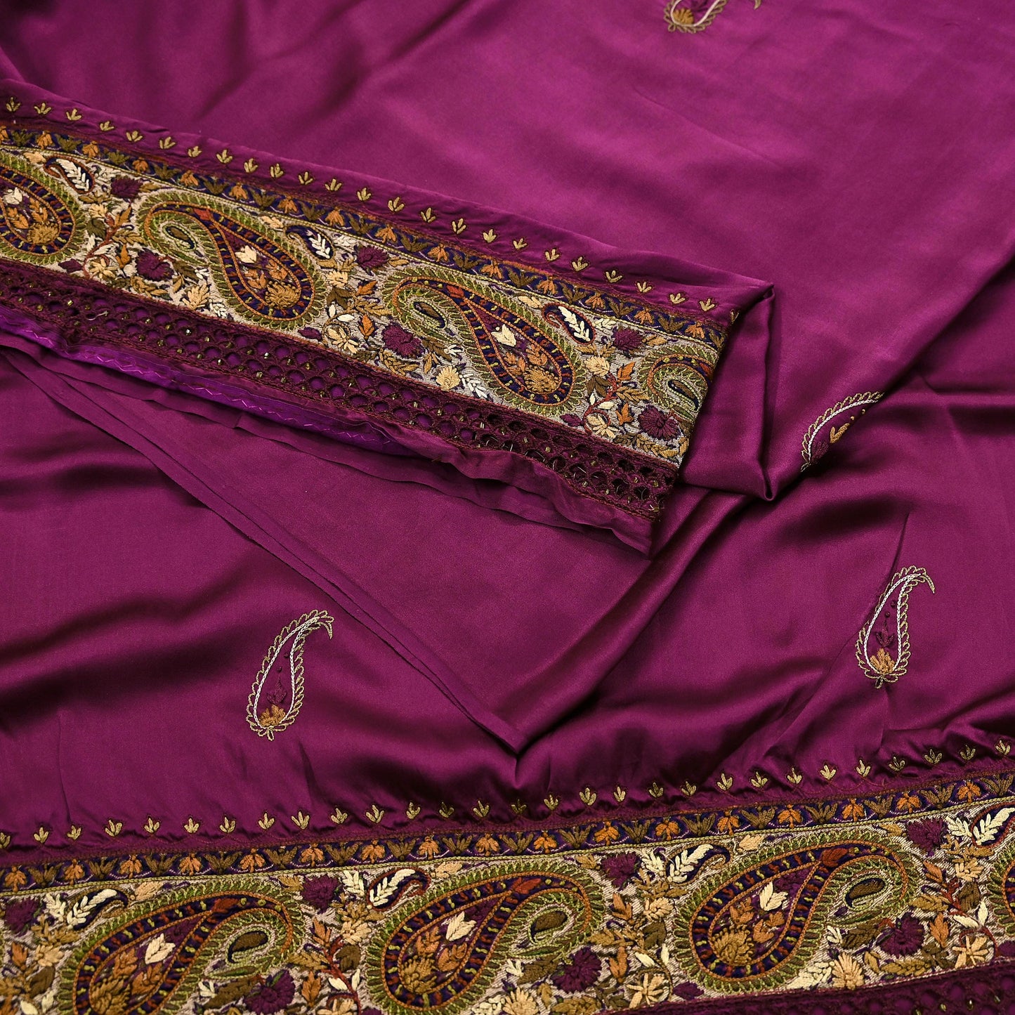 Indian Vintage Heavy Purple Sari Hand Embroidered Saree 100% Pure Satin Silk Craft Fabric 5yd Soft Wedding/Party Wear