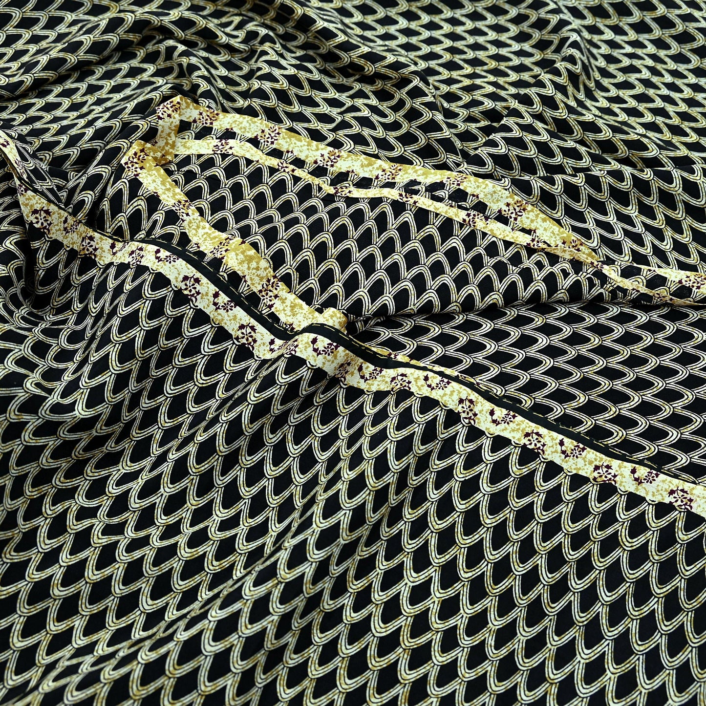 Indian Vintage Sari Ivory & Black Pure Crepe Silk Printed Saree 5yd Sewing Floral Soft Craft Fabric Wrap Dress Making Crafting Quilting