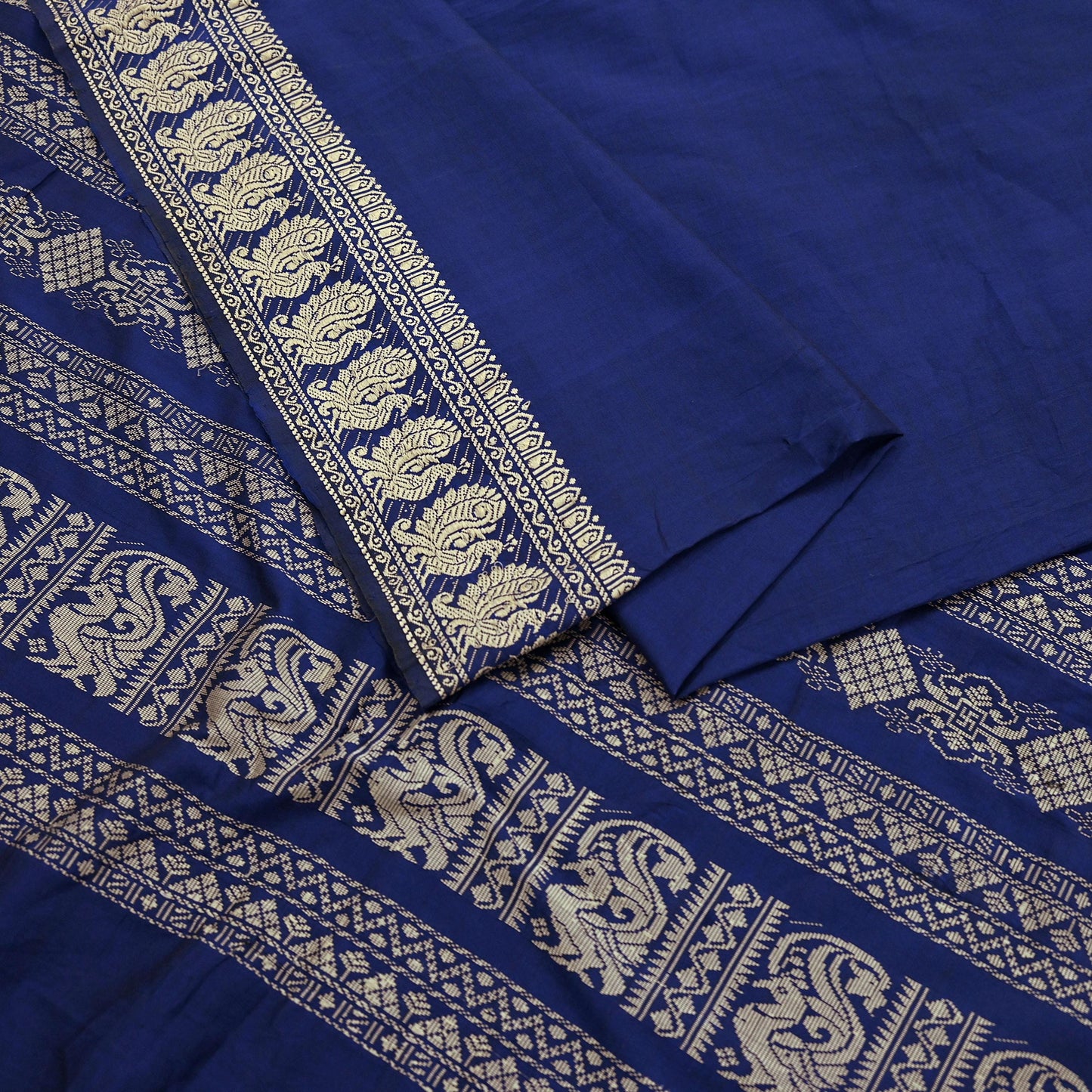 Indian Vintage Sari Blue Pure Cotton Hand Woven Baluchari Saree Craft Fabric 5yd Ethnic Humans Fringes Crafting Upcycle Quilting