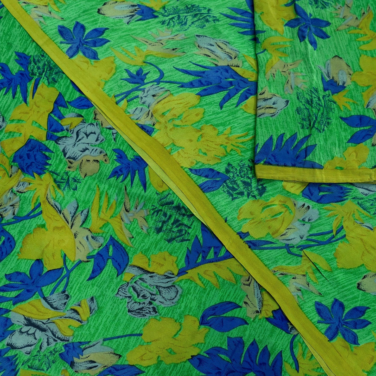 Indian Vintage Sari Lemon & Green Pure Crepe Silk Printed Sarees 6yd Sewing Floral Craft Fabric Wrap Dress making For Crafting Quilting