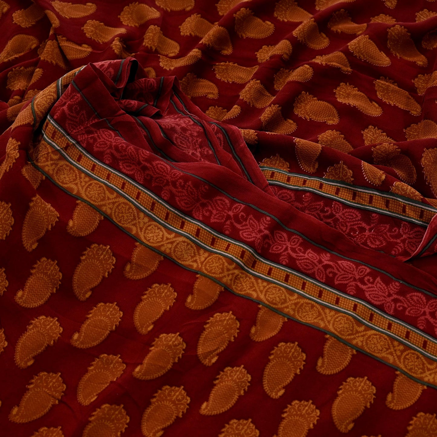 Women Vintage Sari Maroon Pure Georgette Silk Printed Saree Craft Fabric Sewing 6Yd Soft Light Dress Making Floral Quilting Paisley