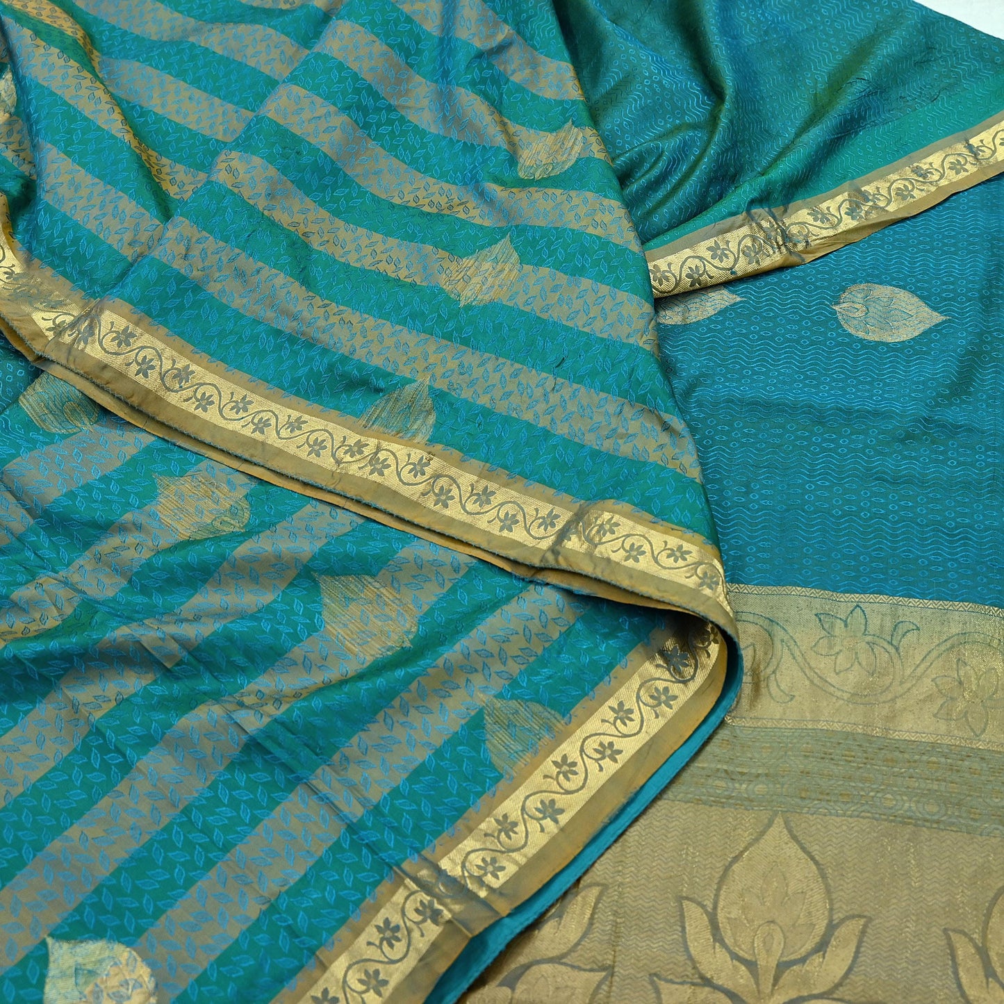 Indian Vintage Heavy Sari Green & Blue Kanjivaram Saree 100% Pure Silk Zari 5Yd Crafting Dress making For Crafting Quilting Upcycle