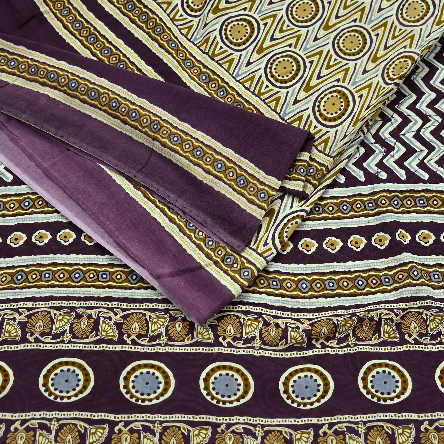 Indian Vintage Sari Purple & Ivory Pure Cotton Printed Saree 5Yd Craft Fabric Sewing Sarong Wrap Boho Floral Quilting crafting dressmaking