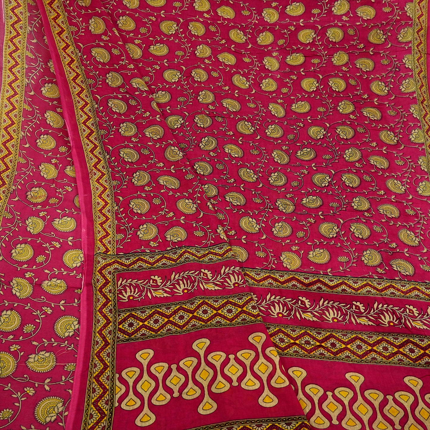 Indian Vintage Pink Saree Printed 100% Pure Cotton Sari Craft Fabric 5Yd Sewing Sarong Wrap Floral Dress making Quilting Crafting