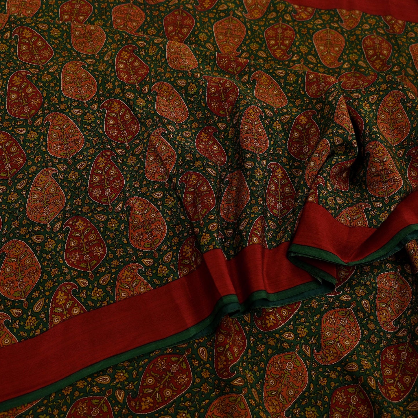 Indian Vintage Sari Green Pure Crepe Silk Printed Sarees 5yd Sewing Soft Craft Fabric Wrap Upcycle Quilting Crafting Dress making paisley