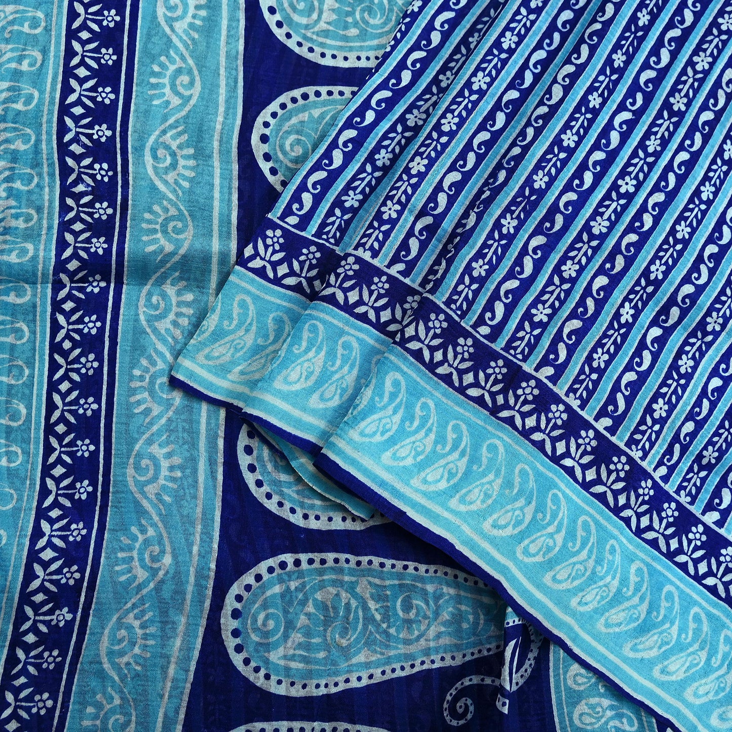 Indian Vintage Saree Blue Pure Silk Printed Sari 5yd Craft Fabric Sewing Floral Soft Wrap Sarong Quilting Used Dress making Quilting Upcycle