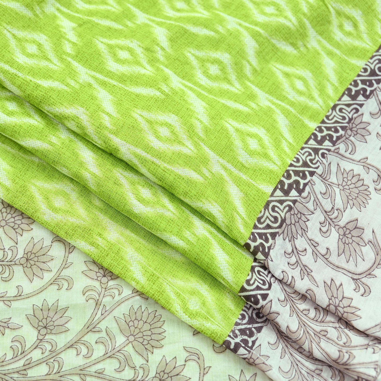 Indian Vintage Sari Green & Ivory Printed Pure Cotton Sarees 5Yd Craft Fabric Soft Sewing Sarong Wrap Boho Upcycle quilting Dress making