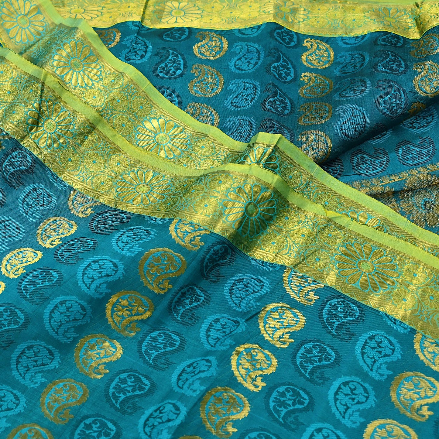 Indian Vintage Heavy Green Kanjivaram Saree 100% Pure Silk Sari Zari 6Yd Craft Fabric Floral Crafting Dress making Crafting Quilting